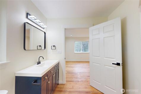 1235 Sunset Beach Lane Westport WA 98595