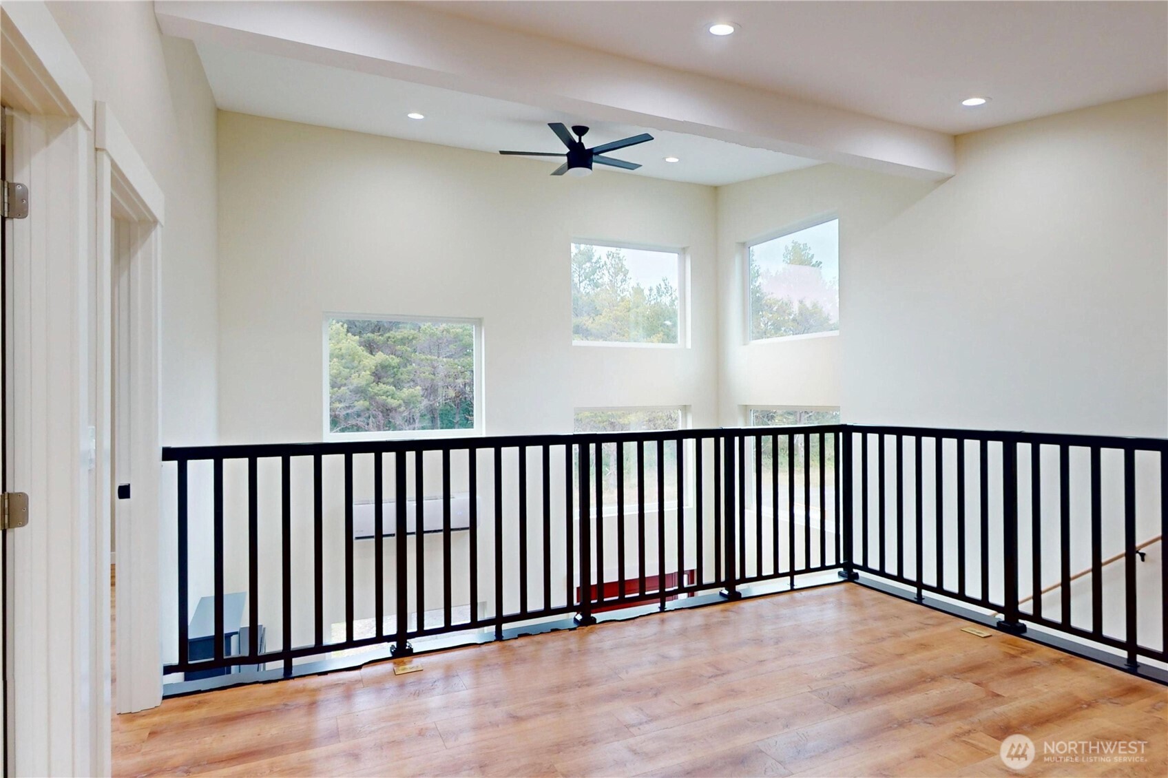 1235 Sunset Beach Lane Westport WA 98595