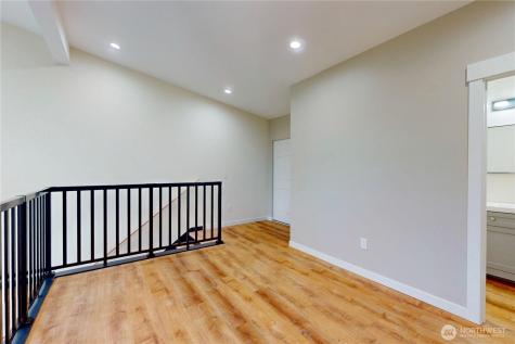 1235 Sunset Beach Lane Westport WA 98595