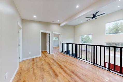 1235 Sunset Beach Lane Westport WA 98595