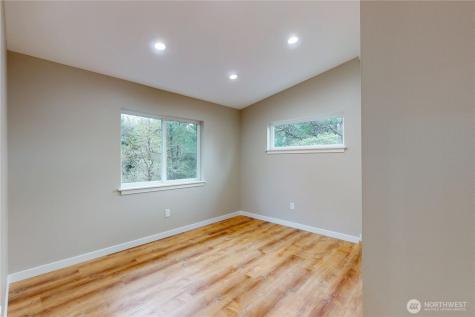 1235 Sunset Beach Lane Westport WA 98595
