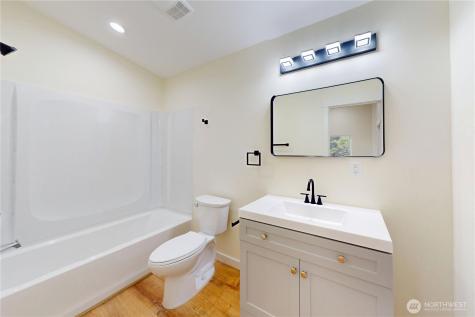 1235 Sunset Beach Lane Westport WA 98595