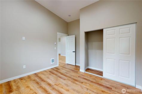 1235 Sunset Beach Lane Westport WA 98595