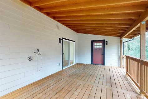 1235 Sunset Beach Lane Westport WA 98595