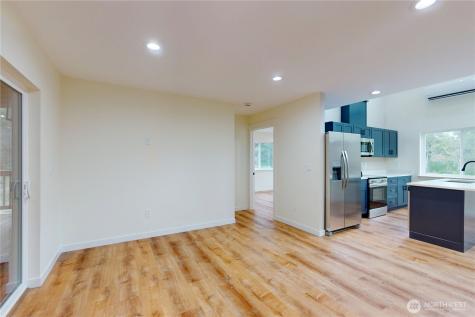 1235 Sunset Beach Lane Westport WA 98595