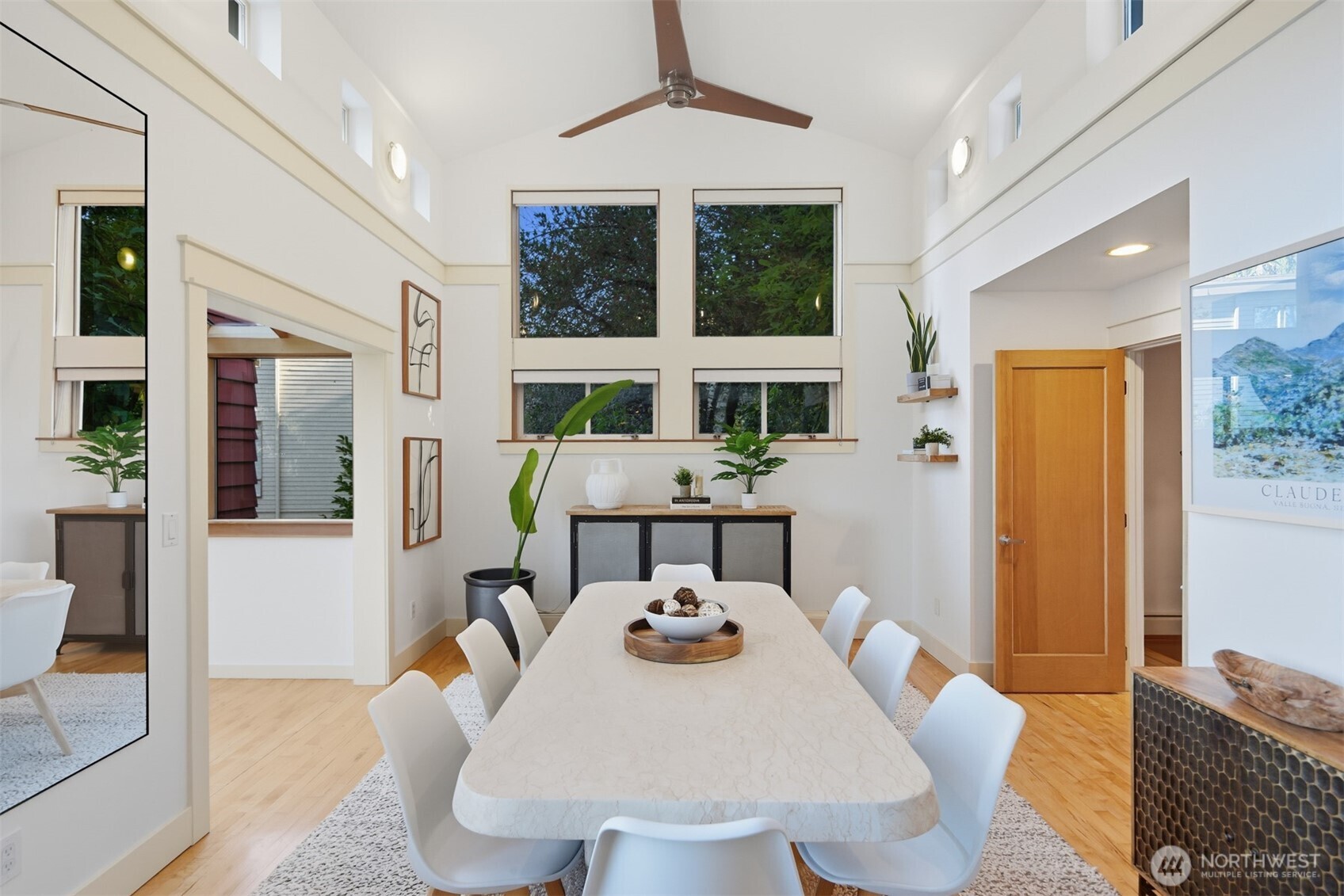 8770 Sand Point Way NE Seattle WA 98115