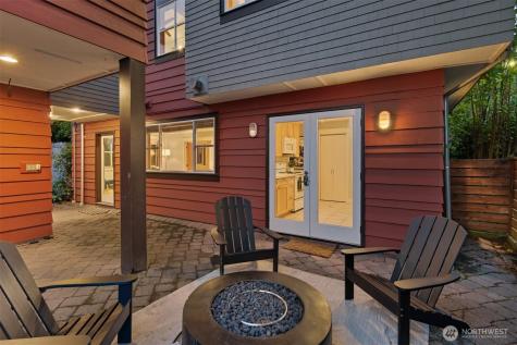 8770 Sand Point Way NE Seattle WA 98115