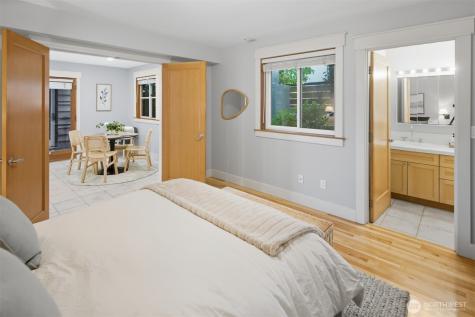 8770 Sand Point Way NE Seattle WA 98115