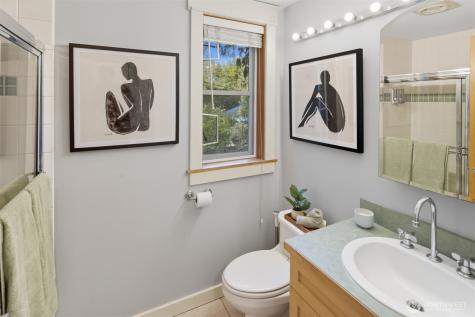 8770 Sand Point Way NE Seattle WA 98115