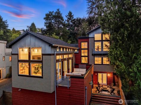 8770 Sand Point Way NE Seattle WA 98115