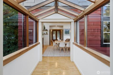 8770 Sand Point Way NE Seattle WA 98115