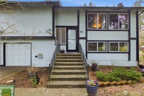 7316 Eustis Hunt Spanaway WA 98387