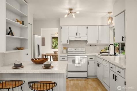 8129 NE 131st Street Kirkland WA 98034