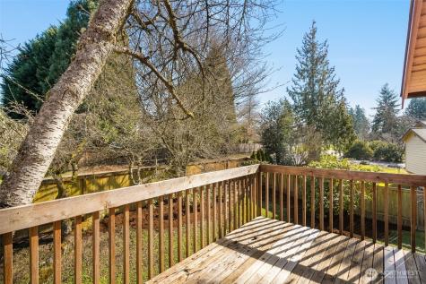 8129 NE 131st Street Kirkland WA 98034