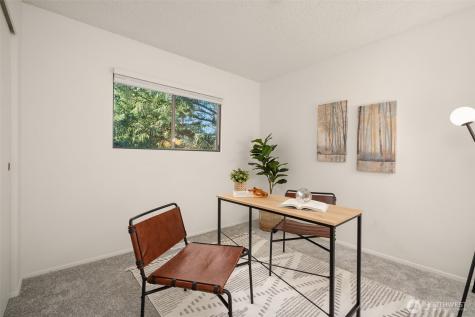 8129 NE 131st Street Kirkland WA 98034