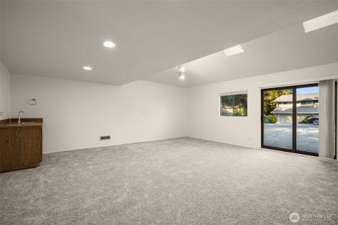 8129 NE 131st Street Kirkland WA 98034