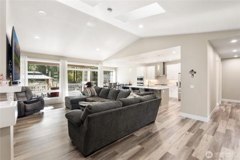 14025 107th Place NE Lake Stevens WA 98258