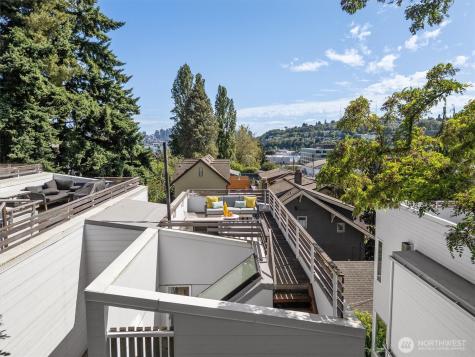 3642 Interlake Avenue N Seattle WA 98103
