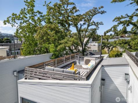 3642 Interlake Avenue N Seattle WA 98103