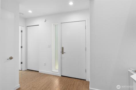 3642 Interlake Avenue N Seattle WA 98103