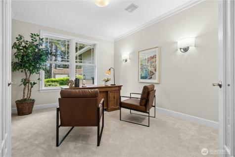 10806 SE 16th Street Bellevue WA 98004