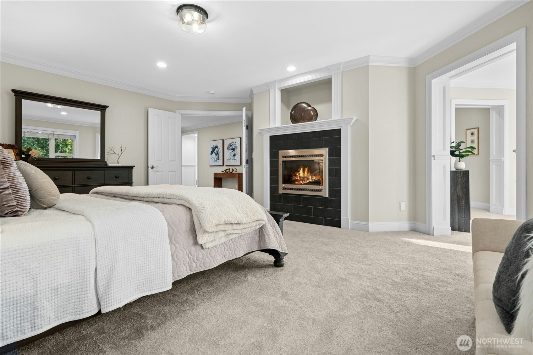 10806 SE 16th Street Bellevue WA 98004