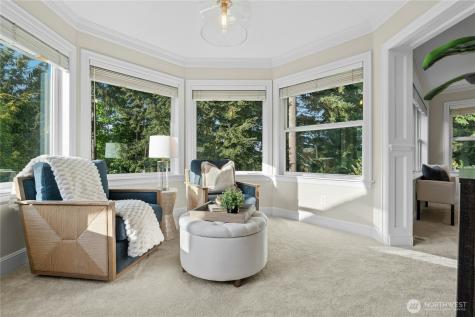 10806 SE 16th Street Bellevue WA 98004