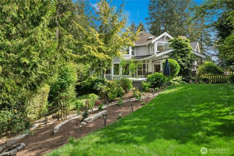 10806 SE 16th Street Bellevue WA 98004