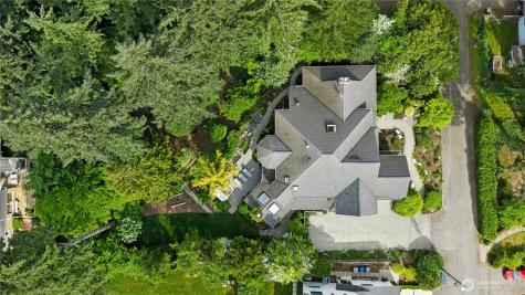 10806 SE 16th Street Bellevue WA 98004