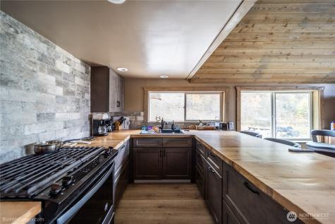 8 Camden Road Elk WA 99009