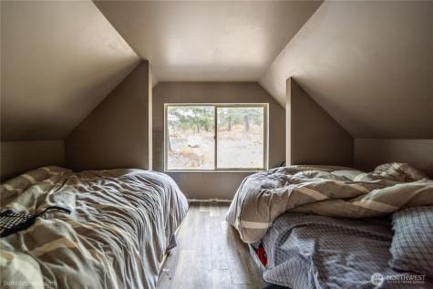 8 Camden Road Elk WA 99009