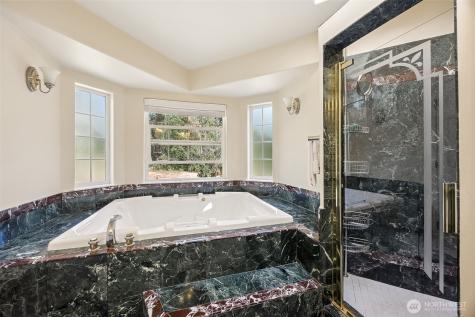 16653 178th Avenue NE Woodinville WA 98072