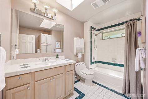 16653 178th Avenue NE Woodinville WA 98072