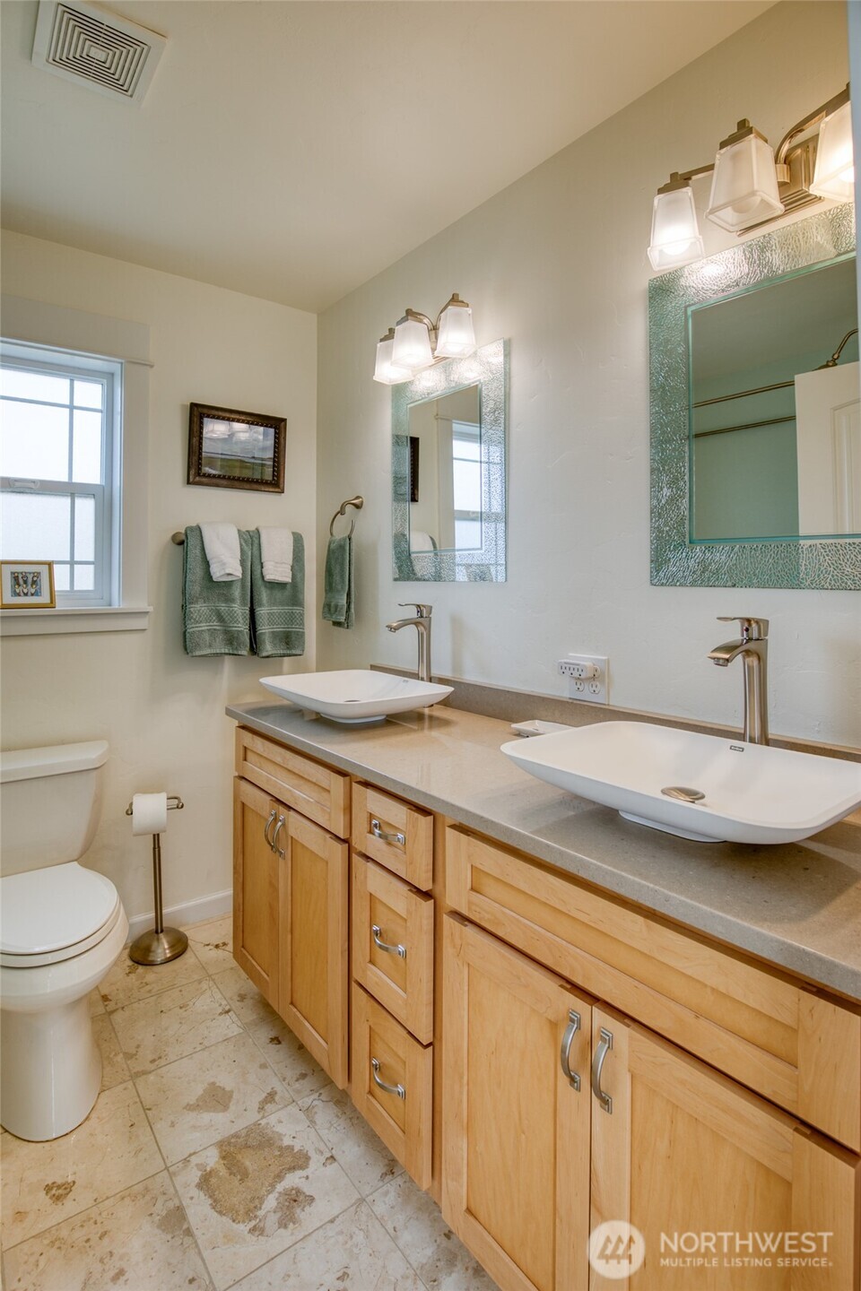769 S Sand Dune Avenue SW Ocean Shores WA 98569