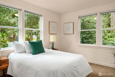 1025 NE 130th Street Seattle WA 98125