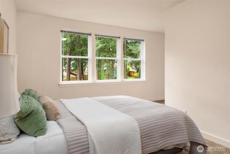1025 NE 130th Street Seattle WA 98125