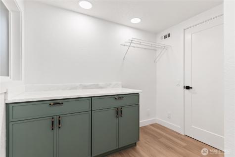 20733 Elberta Road Lynnwood WA 98036