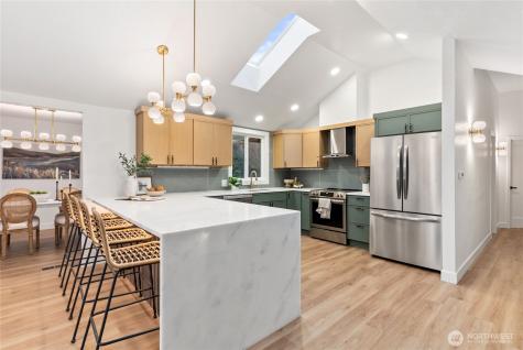 20733 Elberta Road Lynnwood WA 98036