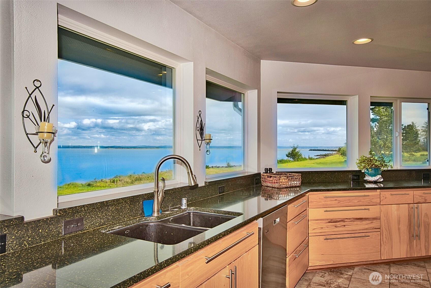 925 Claire Court SE Ocean Shores WA 98569