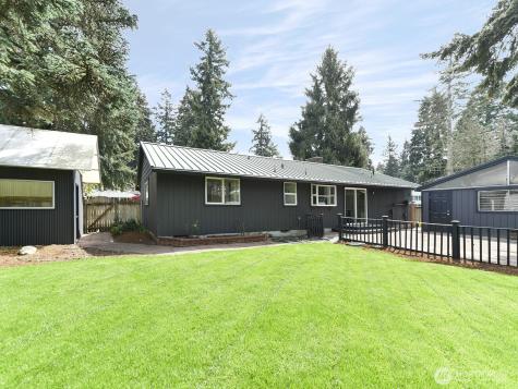 35023 18th Avenue SW Federal Way WA 98023