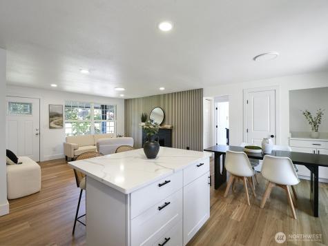 35023 18th Avenue SW Federal Way WA 98023