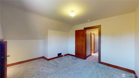 1533 NE Tagholm Road Poulsbo WA 98370