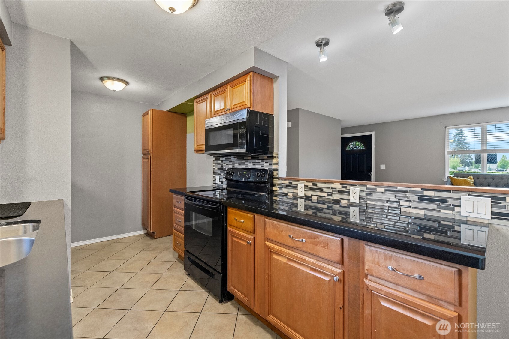 2008 Pacific Place Mount Vernon WA 98273