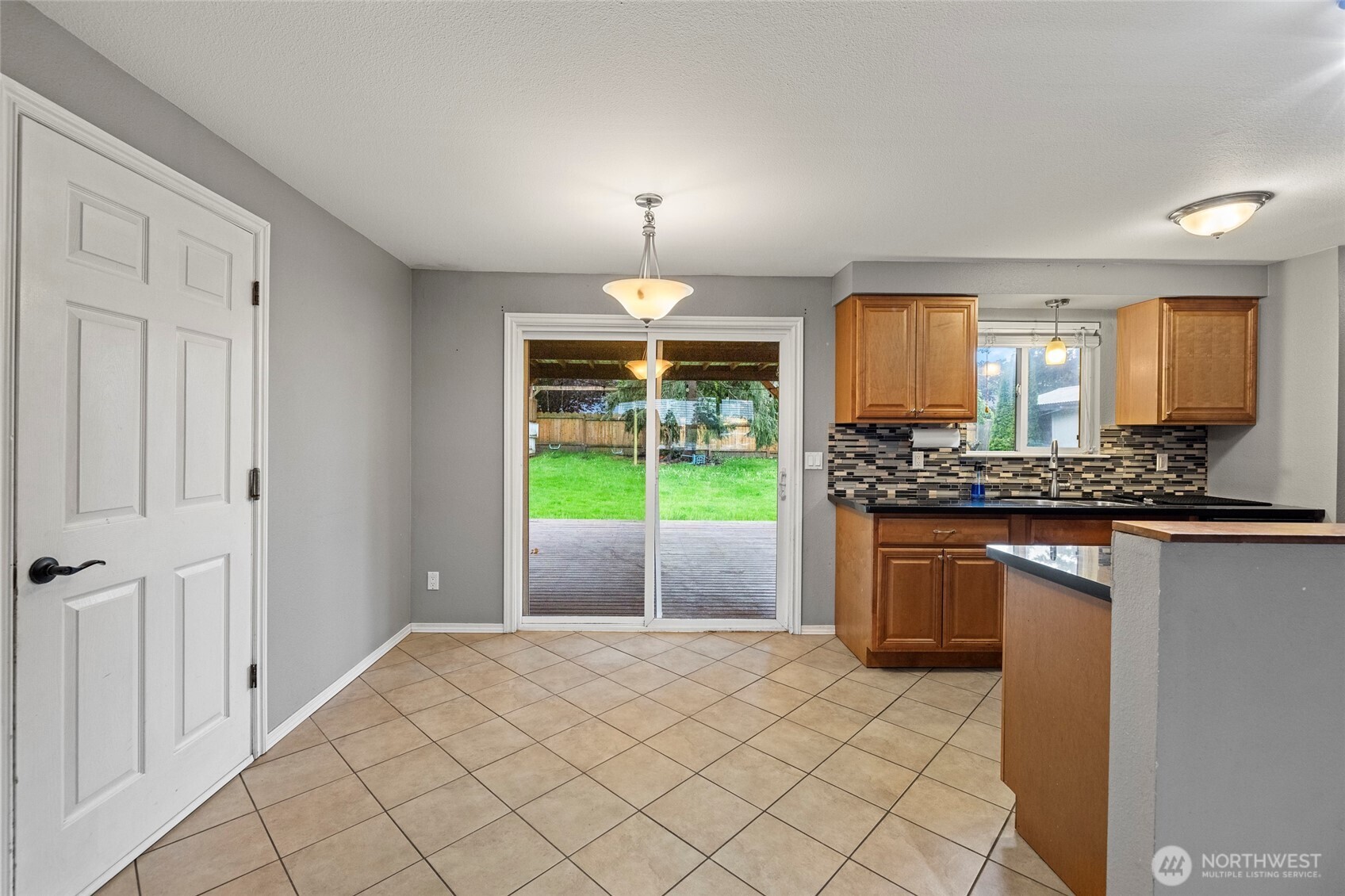 2008 Pacific Place Mount Vernon WA 98273