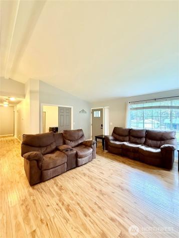 48 Pinecrest Road Tonasket WA 98855