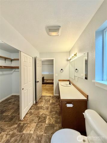 48 Pinecrest Road Tonasket WA 98855