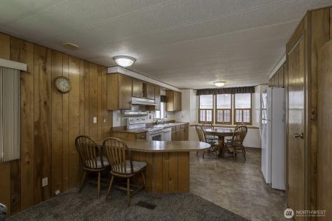 2240 W Broadway Moses Lake WA 98837