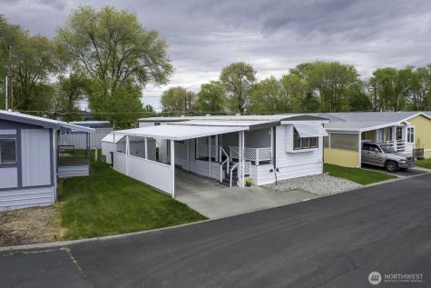 2240 W Broadway Moses Lake WA 98837