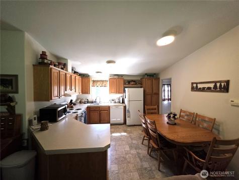 393 Summer Road Tonasket WA 98855