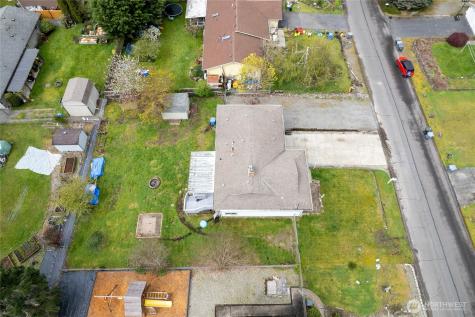 2904 E 147th Street Tacoma WA 98455